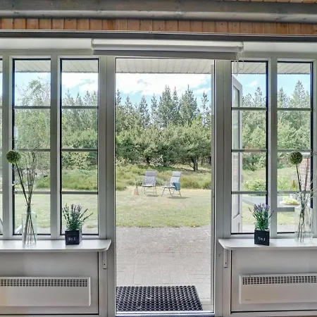Hakun - 4km From The Sea By Interhome
